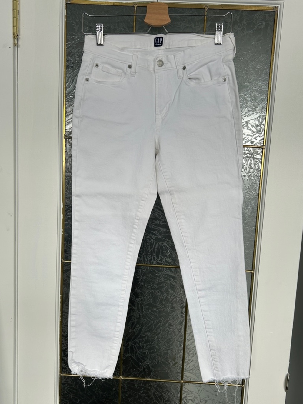 GAP White High-Rise Skinny Jeans